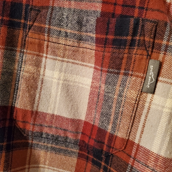 Men's Eddie Bauer Flannel Plaid Button Down W/ Front Pocket - Picture 2 of 7